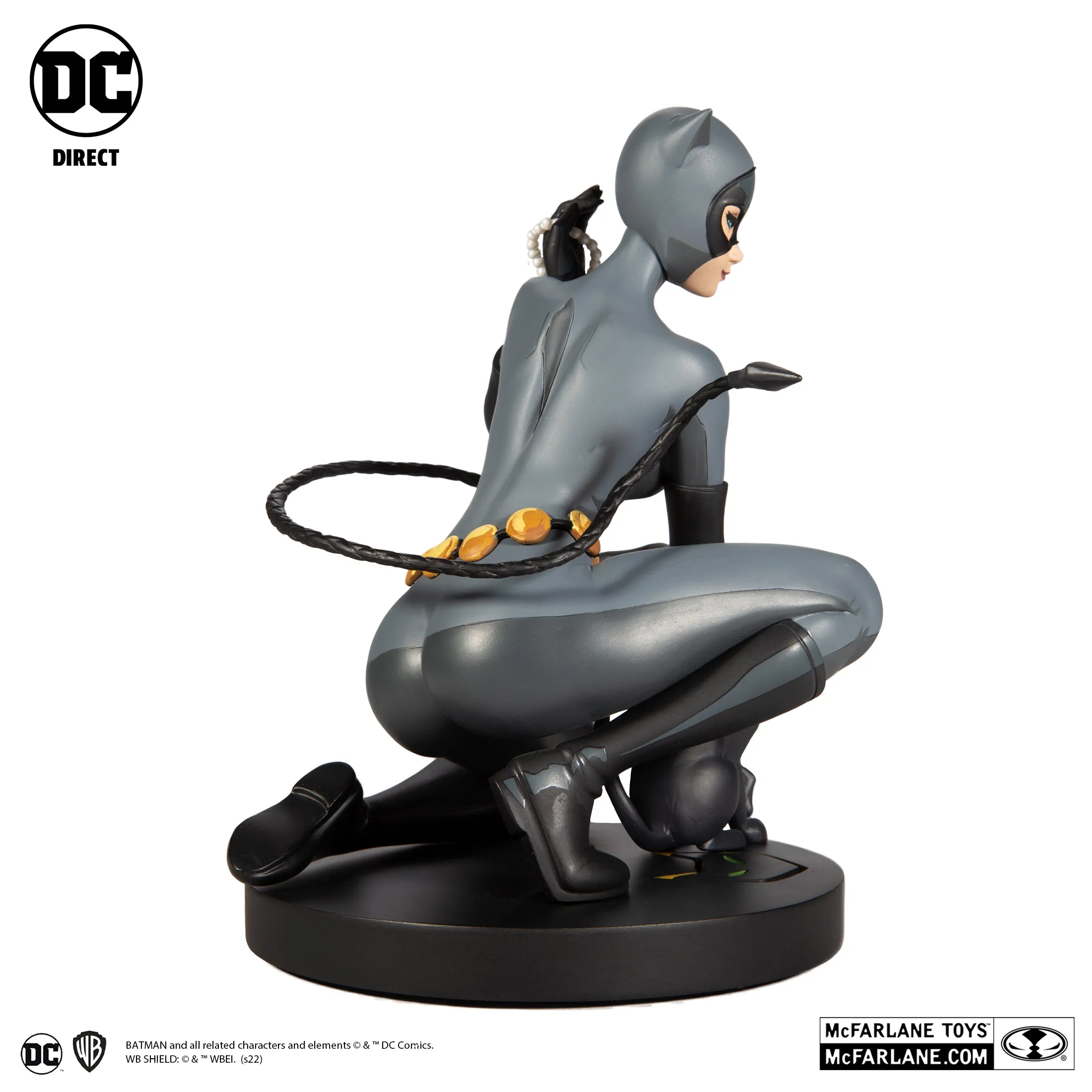 DC Designer Series Catwoman by Stanley "Artgerm" Lau 1:6 Scale Statue (Limited Edition 5,000pcs) - McFarlane Toys