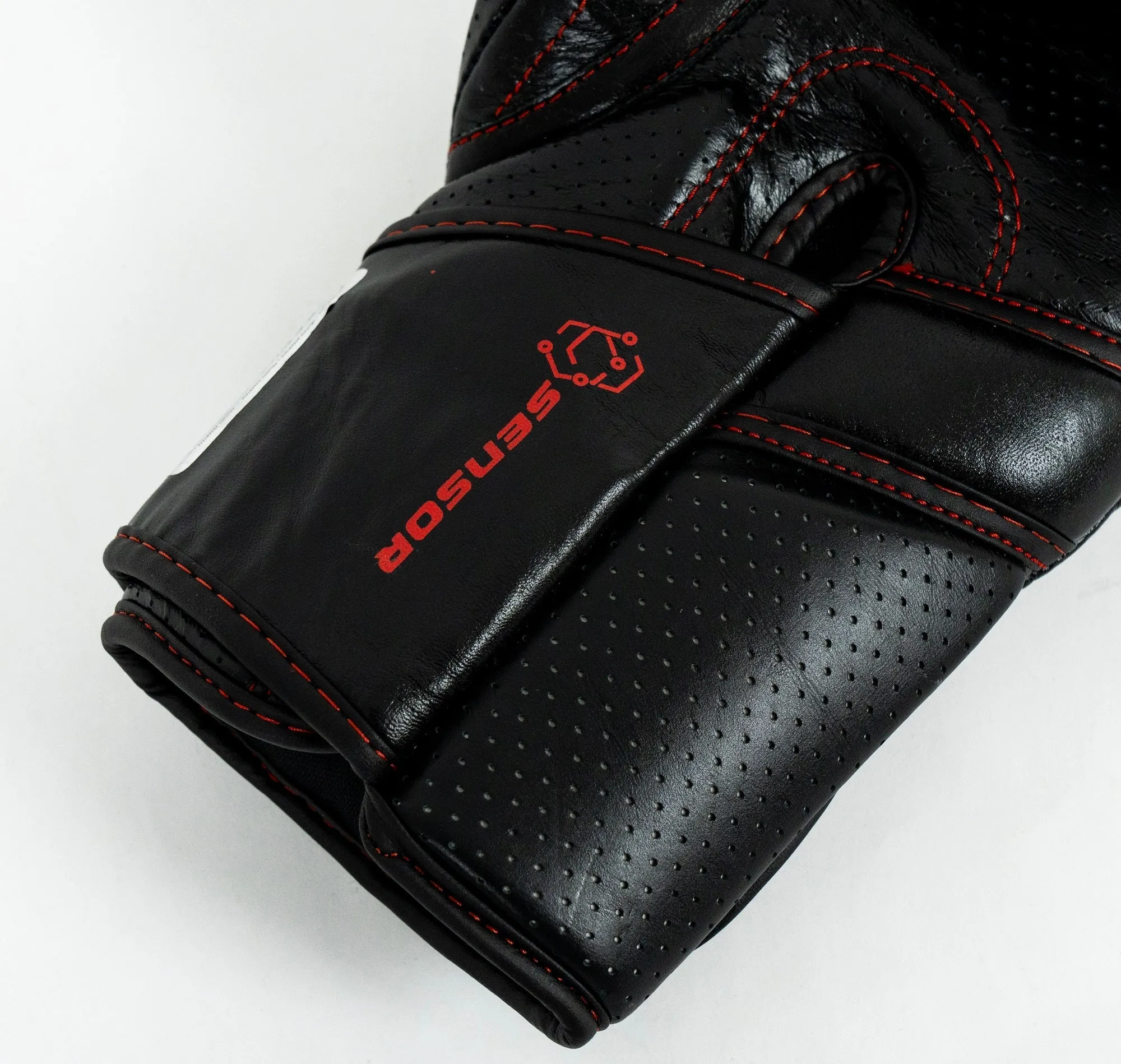 Knockout Smart Boxing Gloves