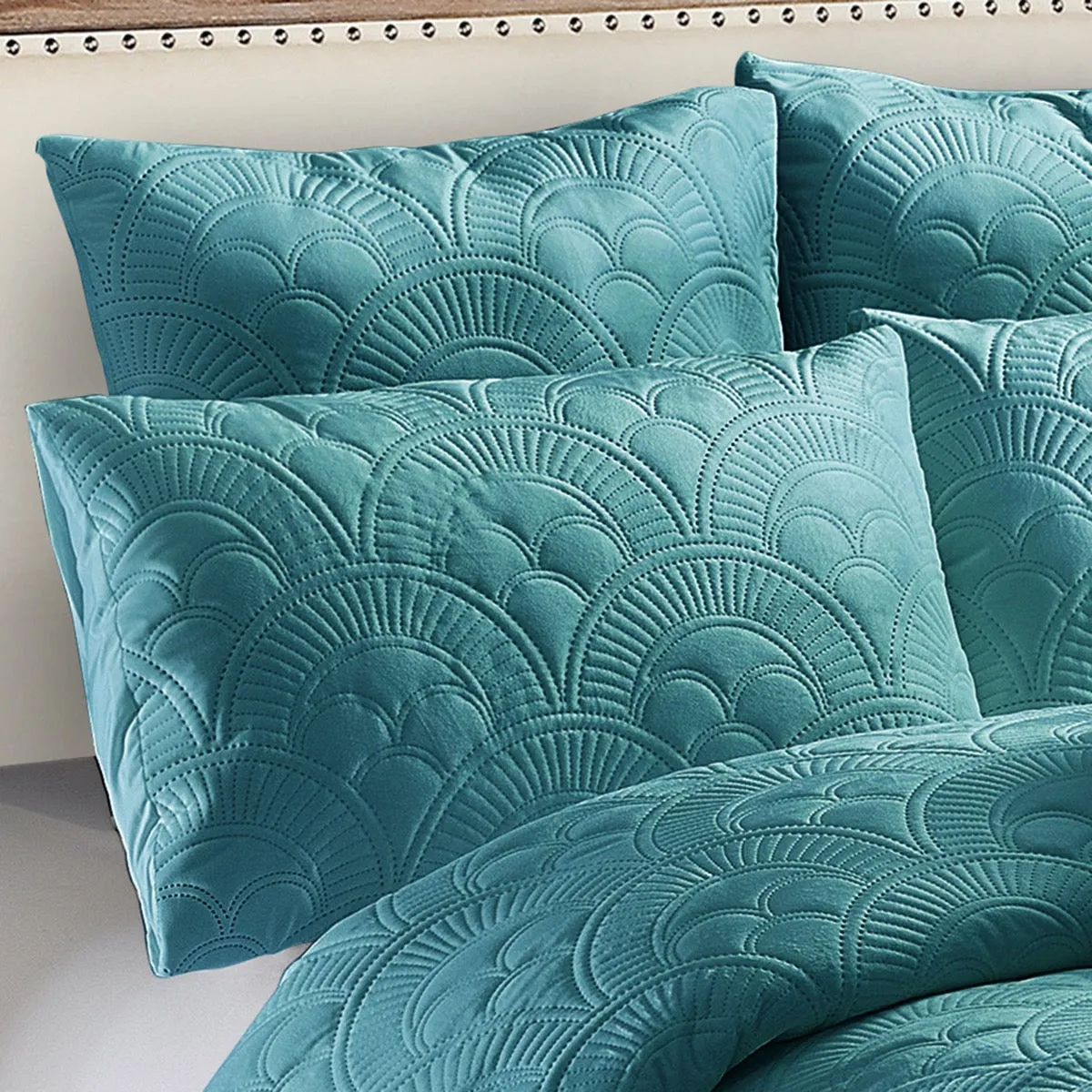 Mystique OCEAN Quilt Cover Set by Concierge